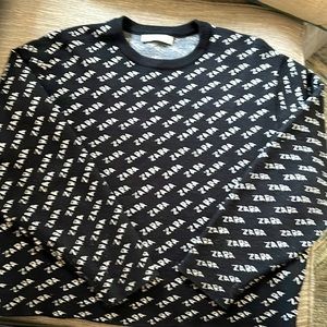 Zara printed soft sweater. Black